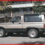 1989_Ford_Bronco_XLT
